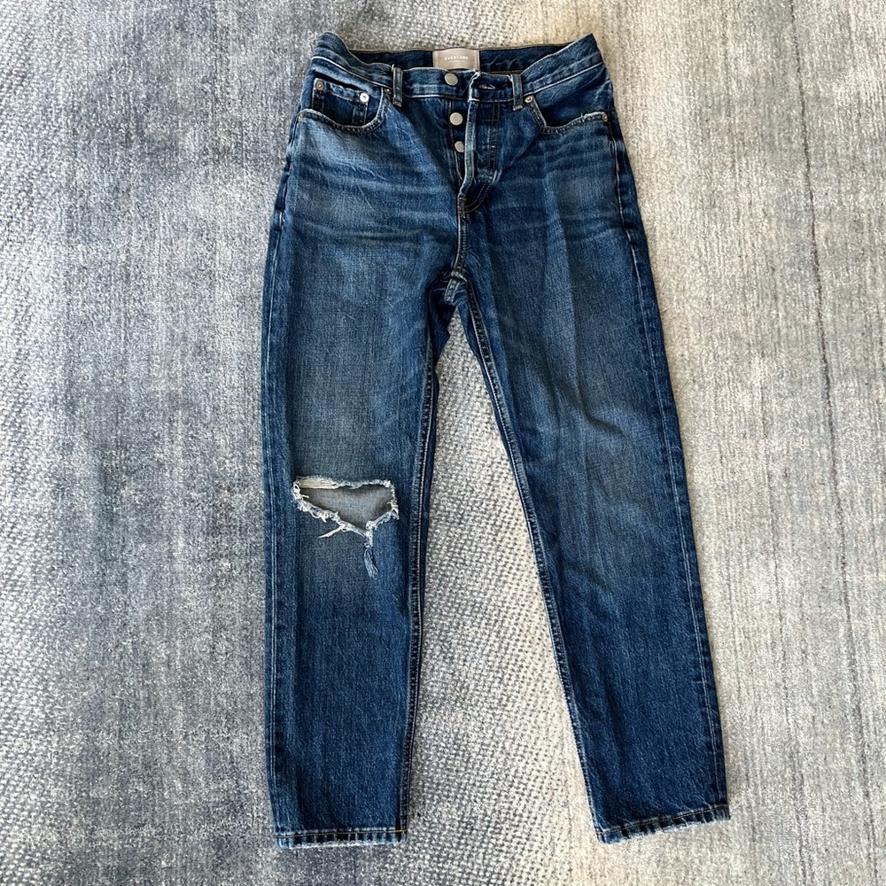 Everlane The Cheeky Jean Busted Knee SUPER CUTE!